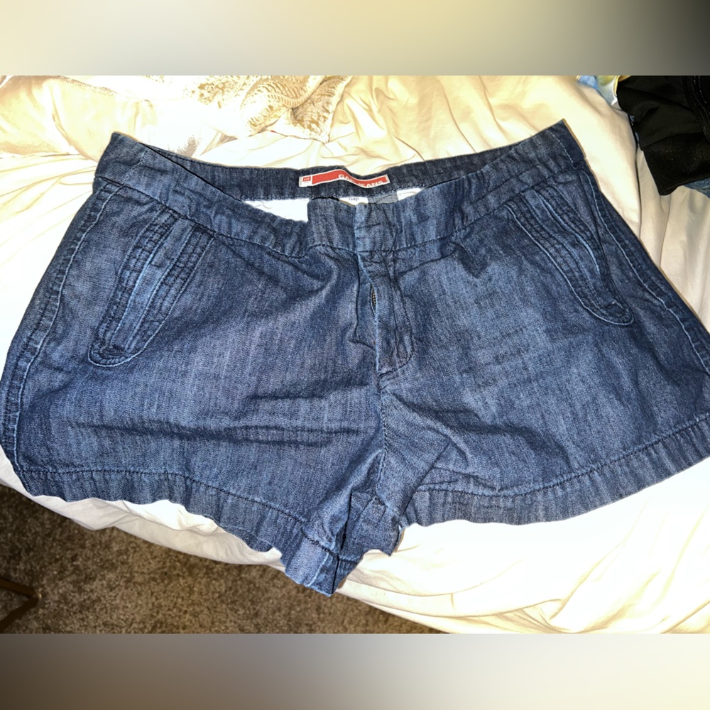 Gap shorts